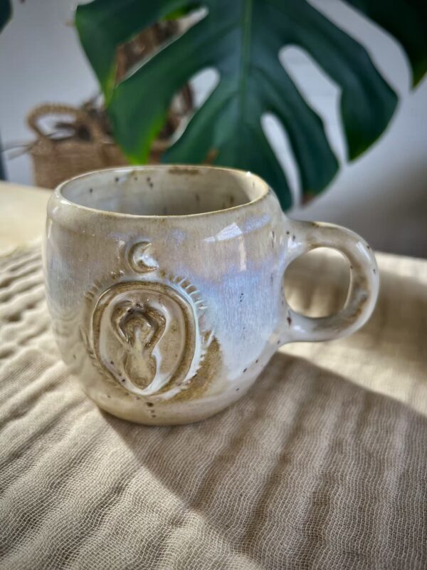 Taza · Feminidad Tierra